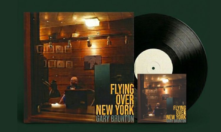 DU VINYLE POUR FLYING OVER NEW YORK